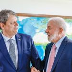 Governador Tarcísio sobe o tom e pede intervenção federal na Enel