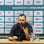 Presidente do Fluminense detalha negociação com Thiago Silva e fala sobre mais reforços