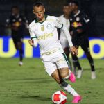 Vasco abre negociações por Breno Lopes e espera aval do Palmeiras para avançar