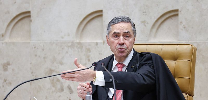 Barroso rebate The Economist após reportagem contra Moraes