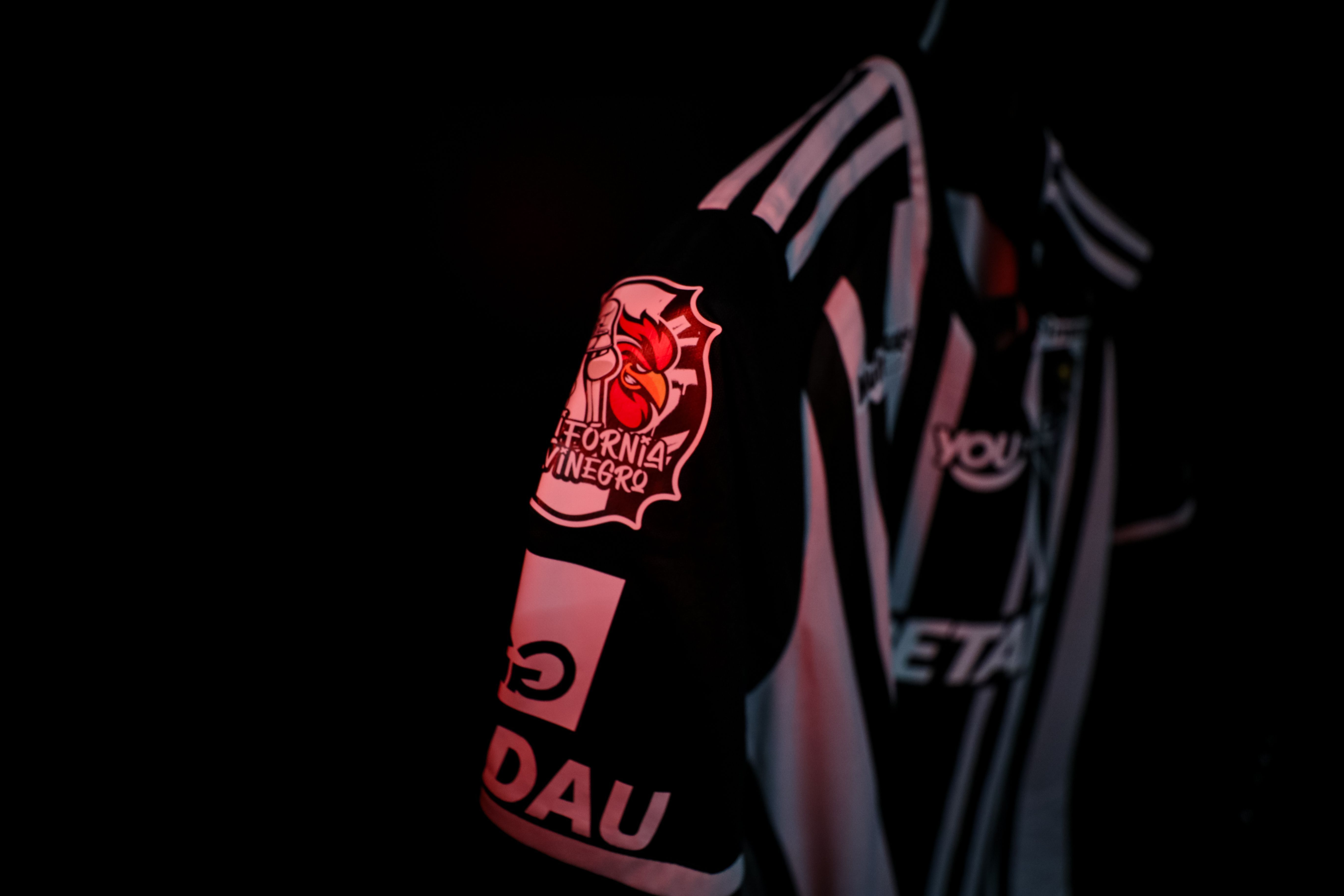 Atlético mostra novidades na camisa para clássico com Cruzeiro; veja fotos