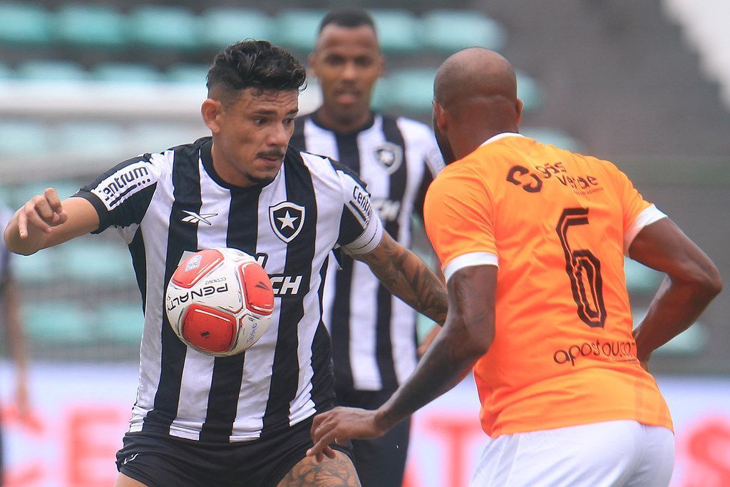Botafogo leva gol no fim e empata com o Nova Iguaçu pelo Campeonato Carioca