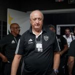 Felipão escala Atlético com duas novidades para jogo contra o Tombense; veja time