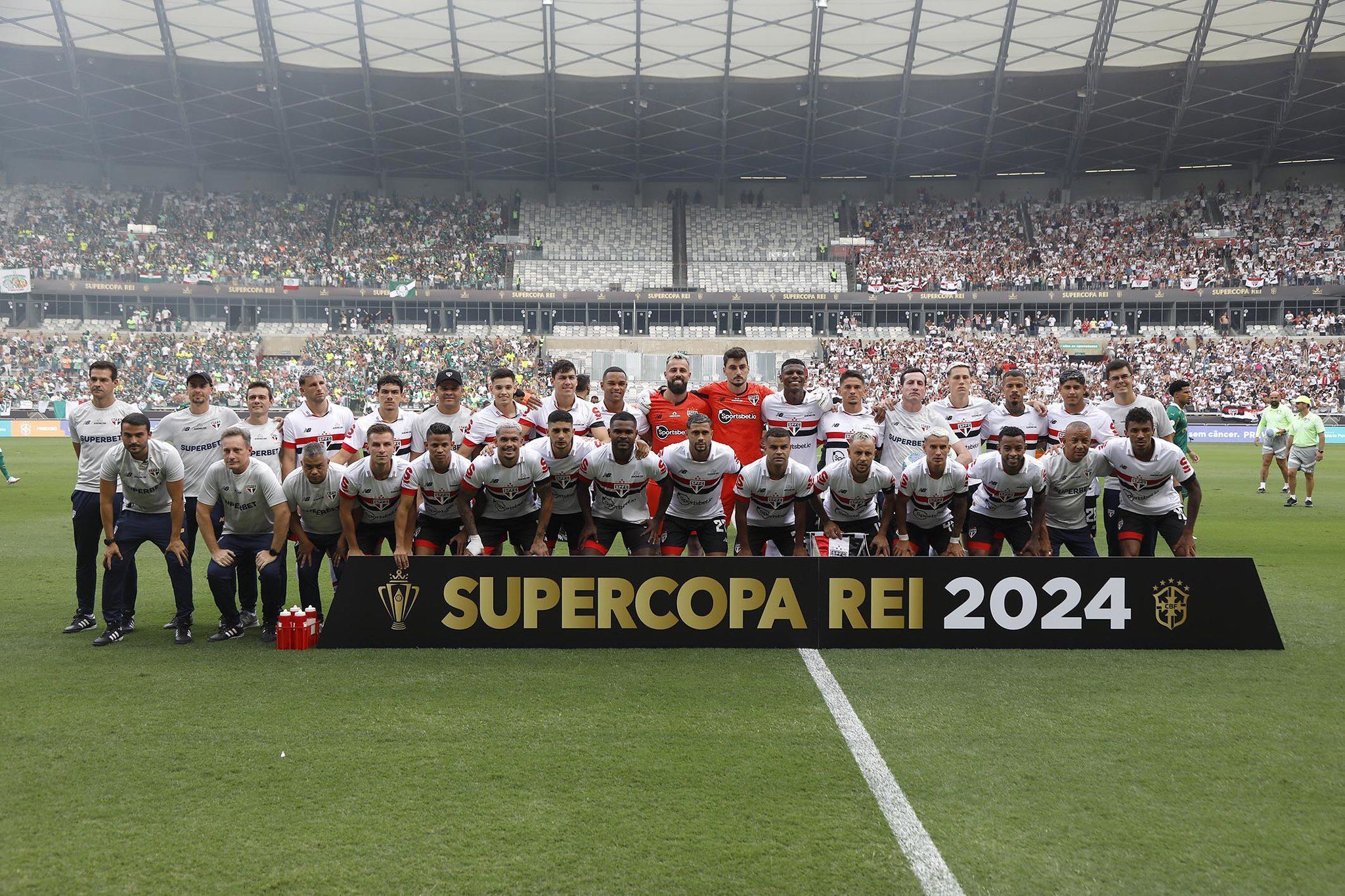 Com Supercopa, São Paulo empata com Grêmio no ranking de títulos nacionais