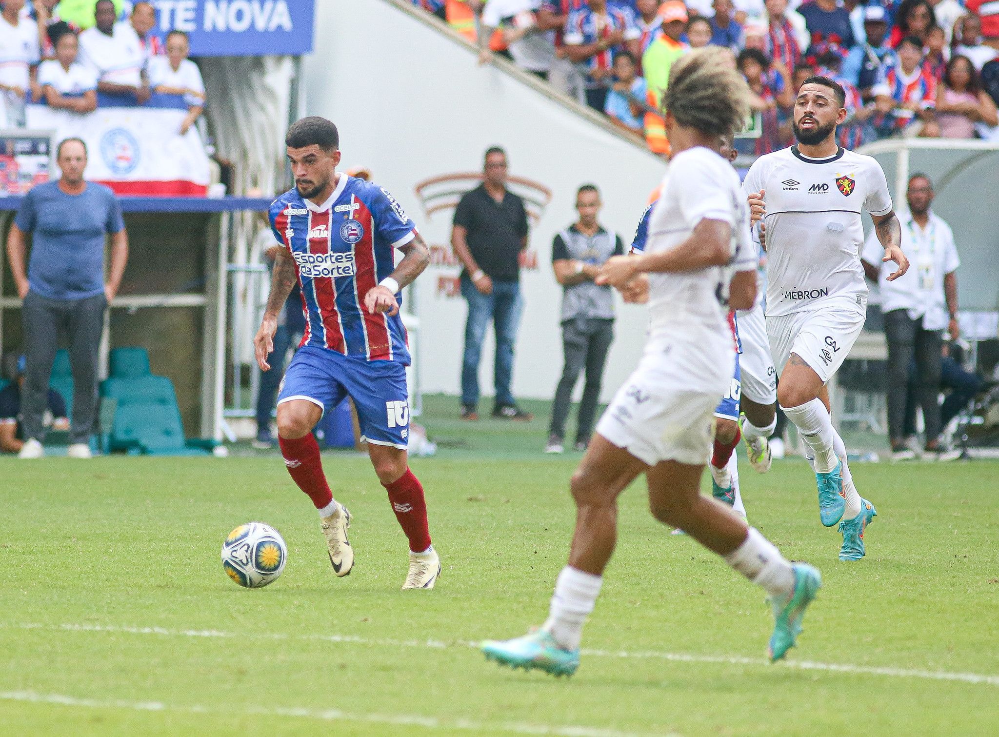 Copa do Nordeste: Bahia marca no fim e vence clássico contra o Sport