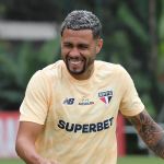 Wellington Rato treina e  vira opção no São Paulo para jogo contra Guarani