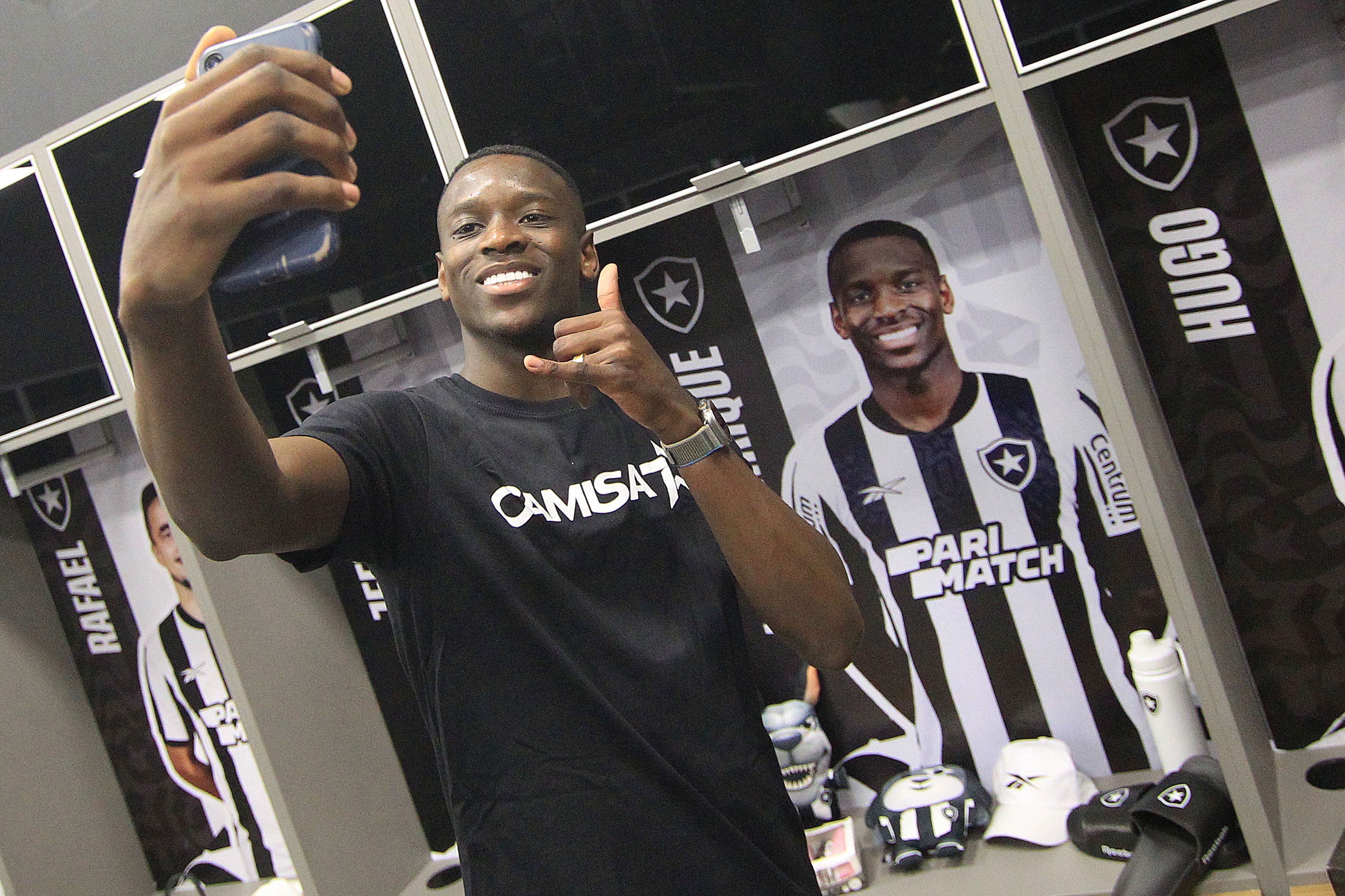Botafogo x Fluminense: Luiz Henrique reencontra o ex-clube em palco especial