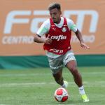 Após completar 200 jogos pelo Palmeiras, Gabriel Menino projeta novas conquistas