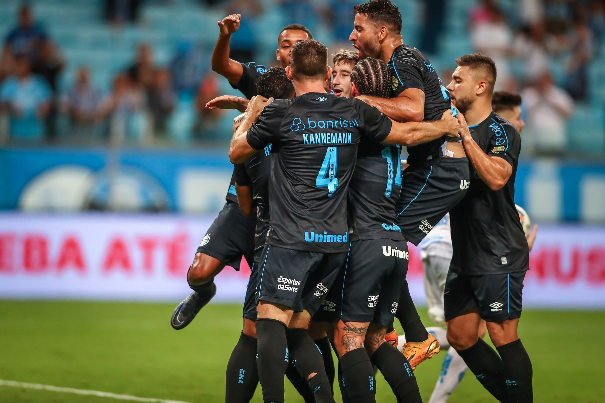 Contra quem o Grêmio vai estrear na Libertadores?