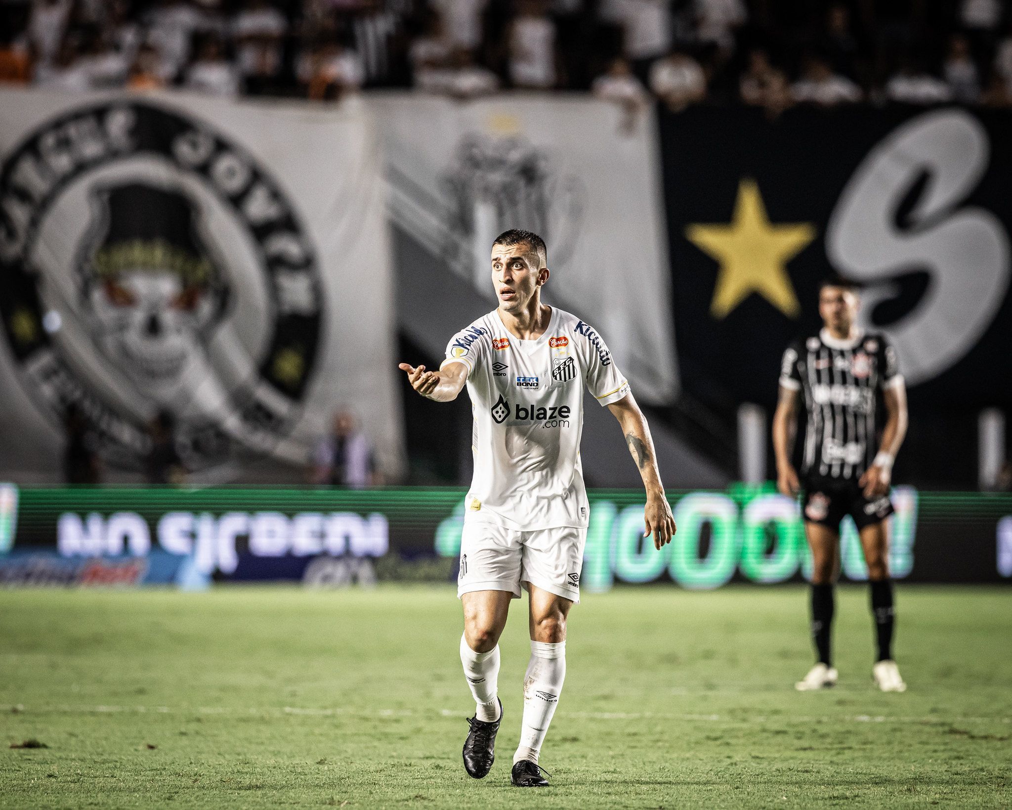 Santos busca quebra de tabu contra o Corinthians pelo Brasileiro; entenda
