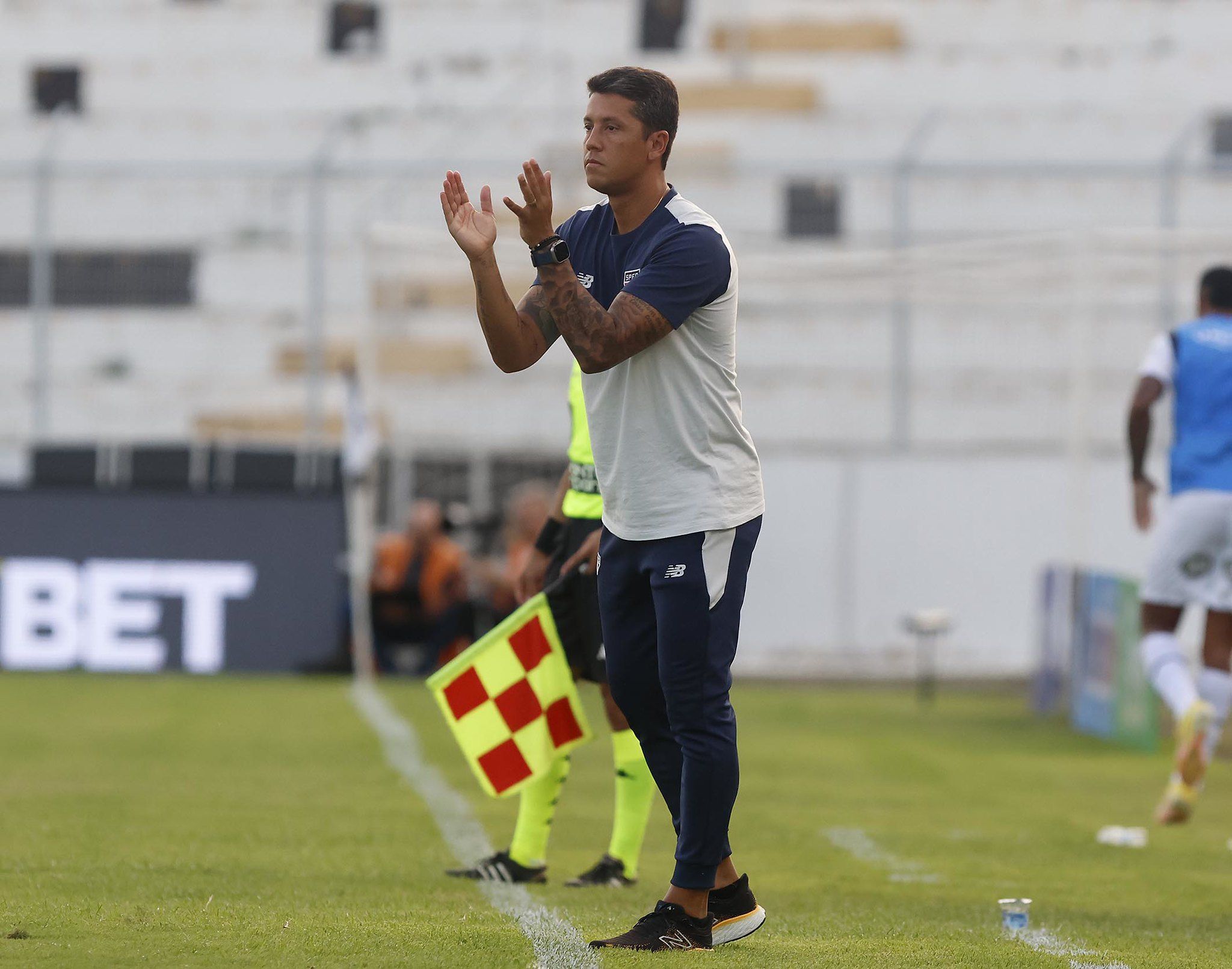 Carpini vira página após primeira derrota do São Paulo: 'A gente aqui não tem dúvidas'