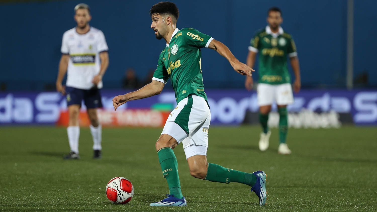 López elogia goleiro do Santo André e lamenta falta de eficácia do Palmeiras em empate