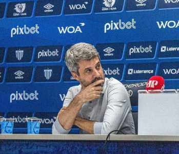 Eduardo Freeland está no Avaí desde 2023