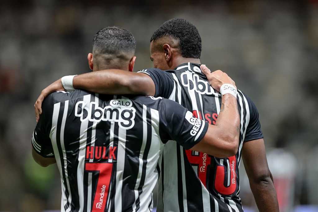 Hulk manda recado para Alisson, que marcou primeiro gol pelo Atlético