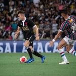 Com arbitragem confusa, Fluminense e Vasco empatam sem gols pelo Campeonato Carioca