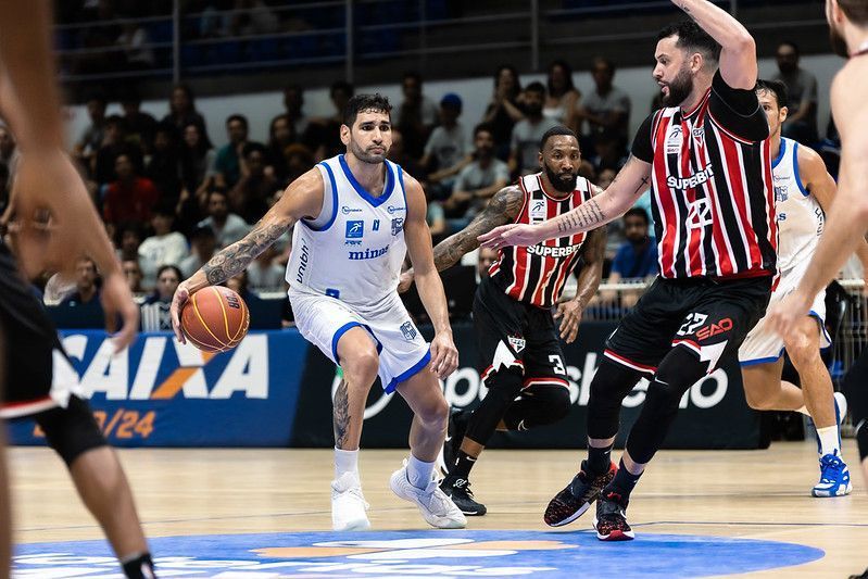 Minas recebe o São Paulo na abertura das quartas de final do NBB