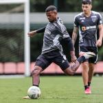 Em alta no Atlético, Alisson revela orientação de Felipão e mira sequência entre profissionais