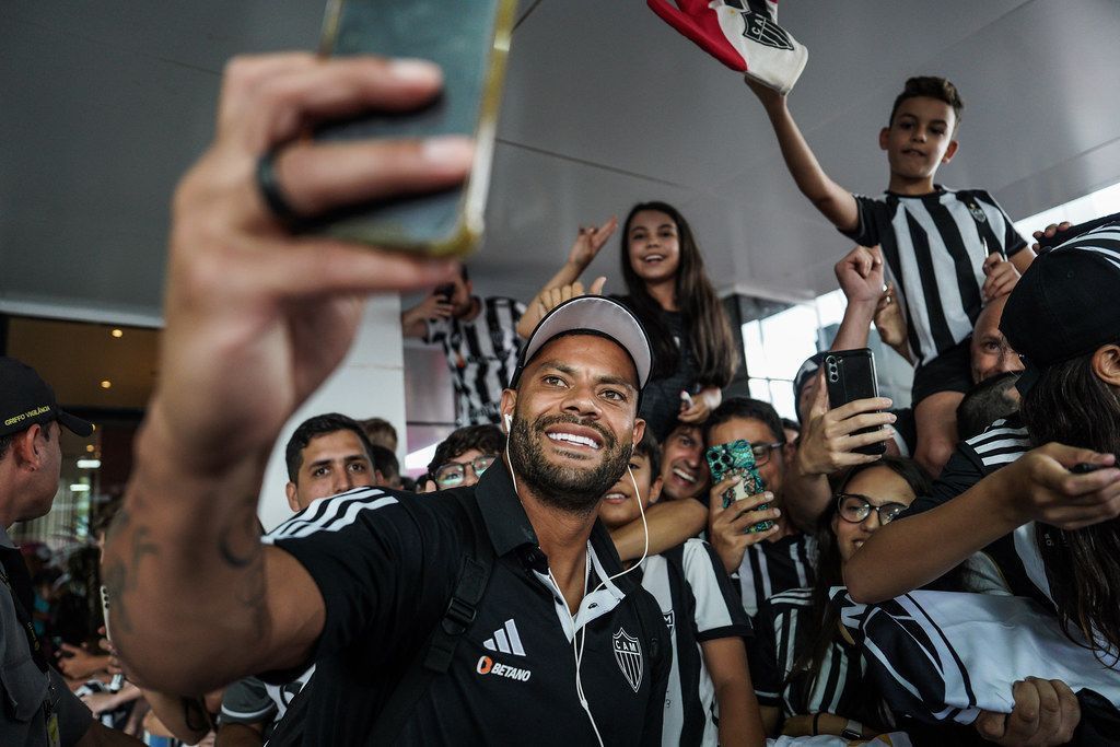 Ídolo do Atlético, Hulk cutuca Cruzeiro após eliminação: 'Paraíba em festa'
