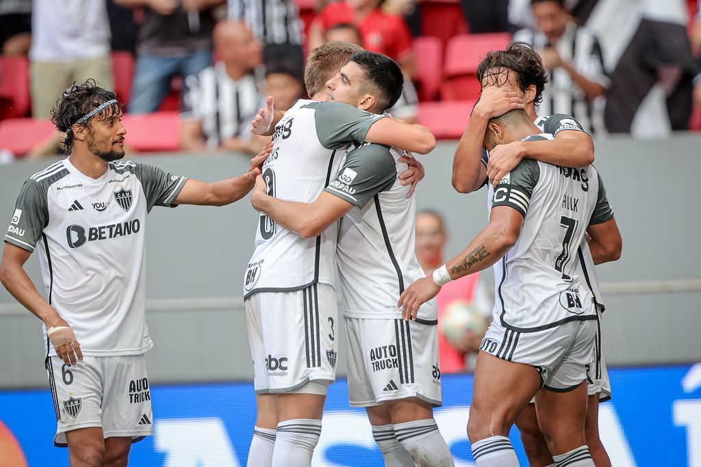 Atlético vence Itabirito em Brasília e se isola na liderança de grupo no Mineiro