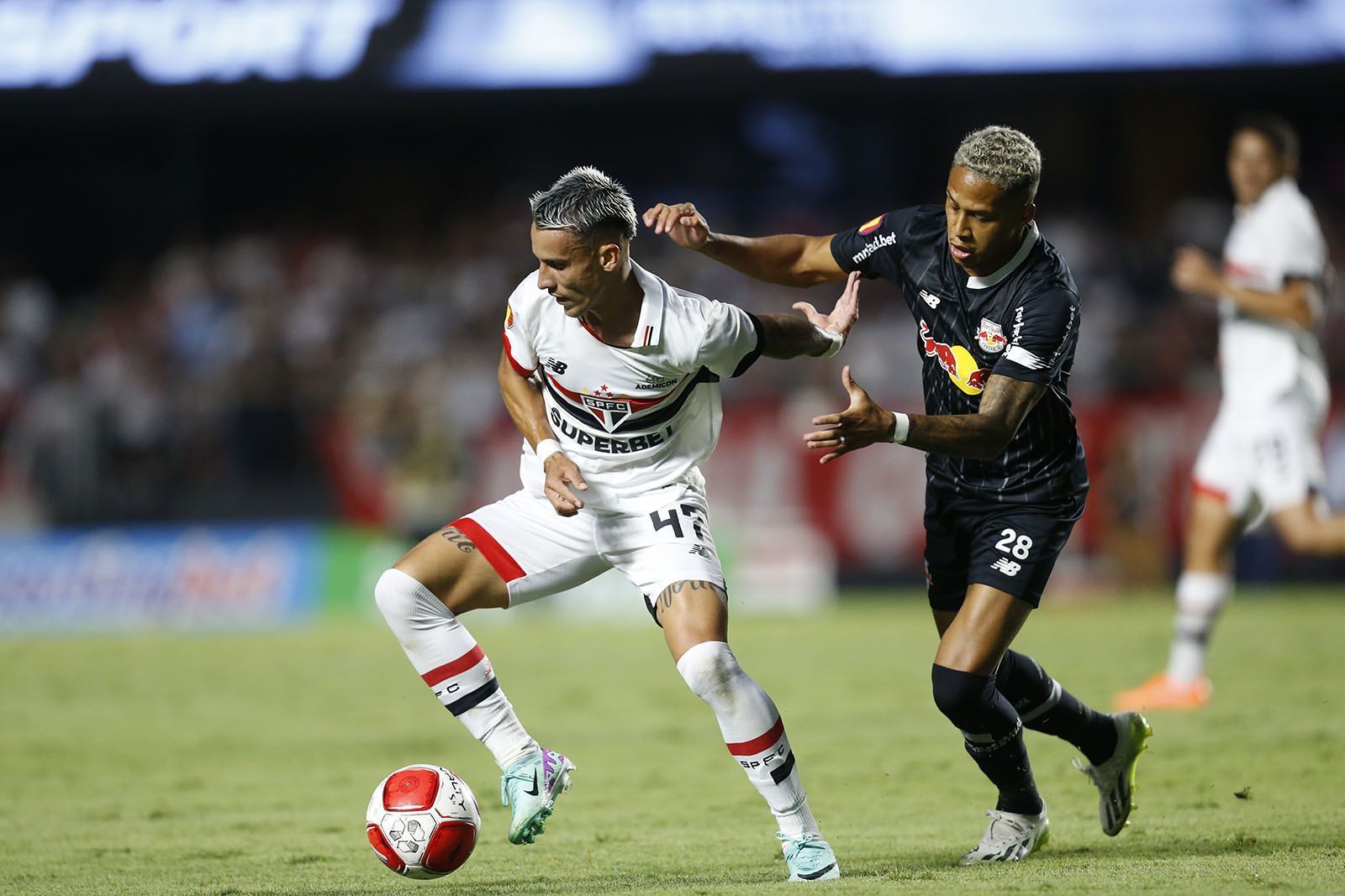 Ainda sem marcar gol, 'ansiedade' de Ferreira é pauta no São Paulo; veja números