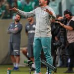 'Gols esquisitos' chamam atenção no Palmeiras, e Abel tenta mudar cenário