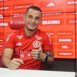 Bruno Gomes conta porque escolheu voltar para o Inter; volante tinha proposta do Fortaleza
