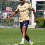 Lucas treina com bola e fica mais próximo da volta ao São Paulo