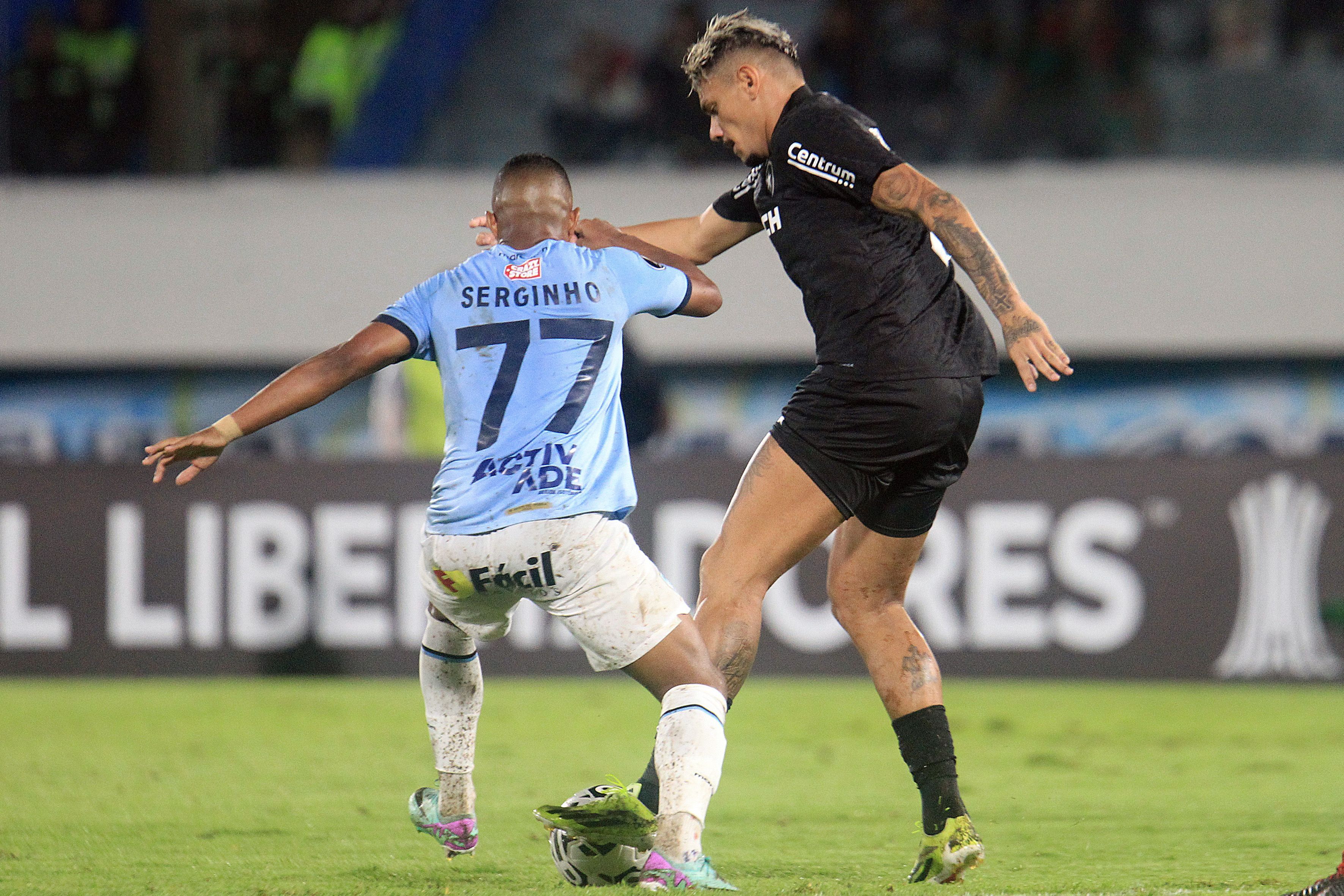 Roteiro repetido: Botafogo 'sucumbe' diante de mais um adversário nos acréscimos