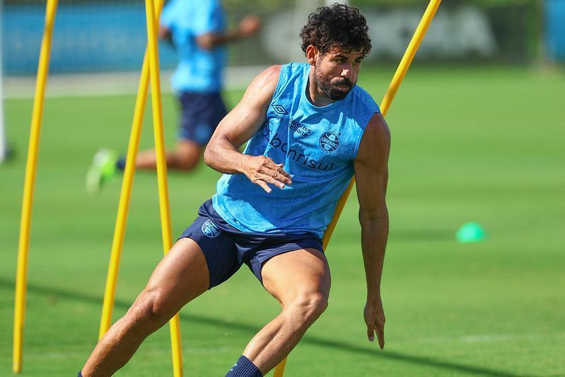 Dirigente do Grêmio fala sobre possibilidade de Diego Costa jogar o GreNal