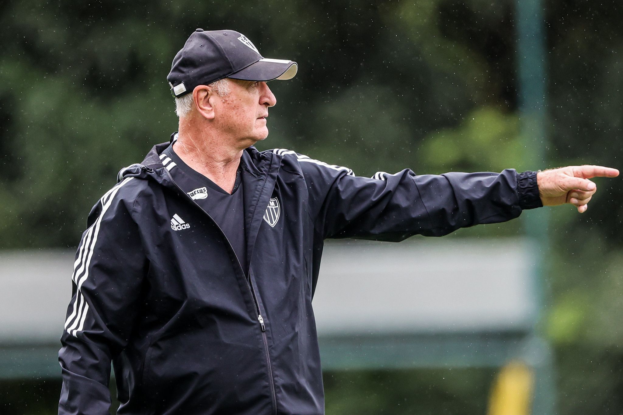 De olho na semi do Mineiro, Atlético tem quase 'meio time' pendurado para duelo com Ipatinga