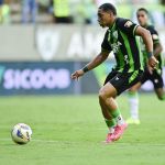 Vitor Jacaré lamenta empate do América, mas destaca ‘cabeça erguida’ após clássico pelo Mineiro