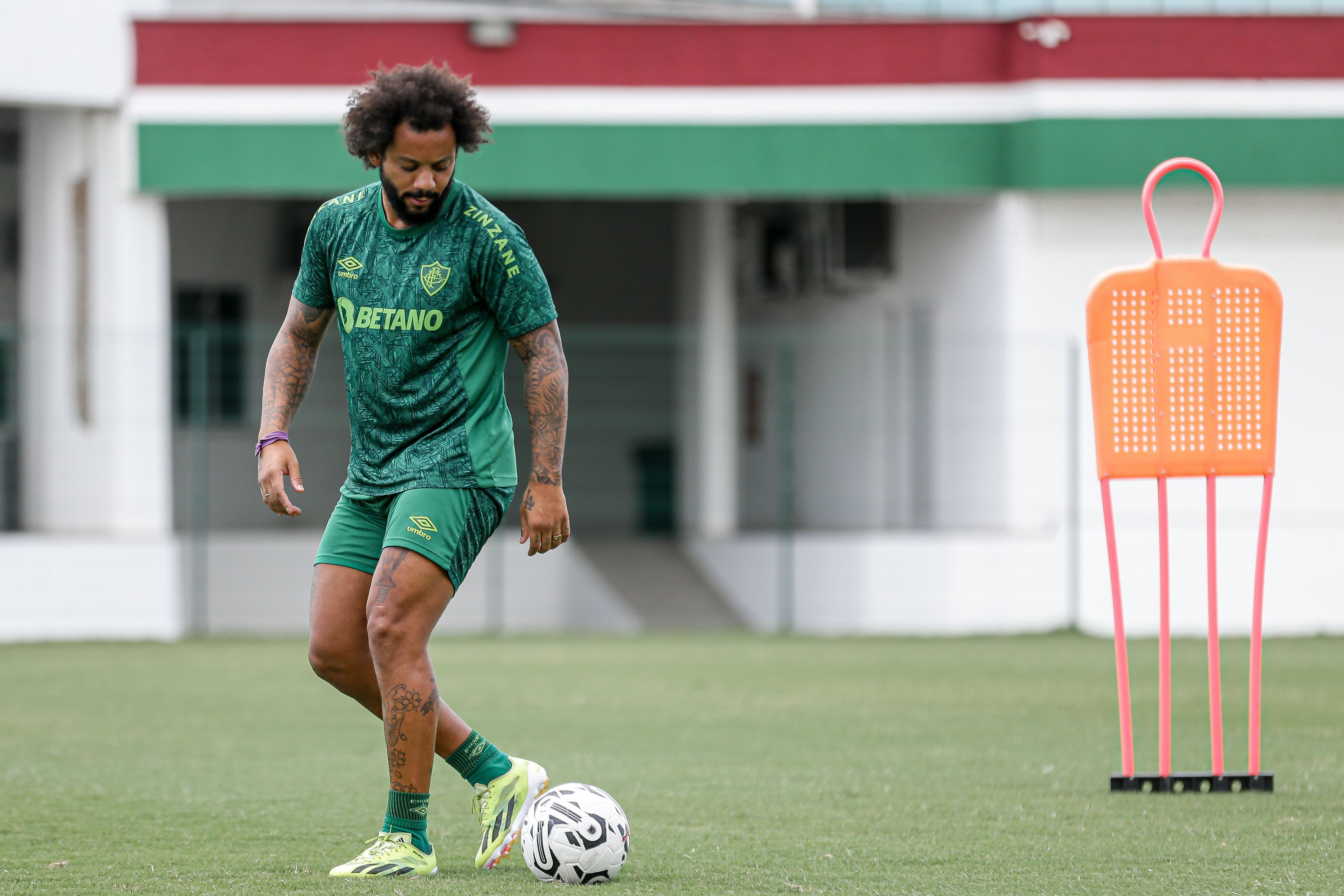 Fluminense pode ter retorno de Samuel Xavier para final da Recopa; Marcelo é dúvida