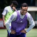 Marlon revela conversa com ídolo do Cruzeiro antes de acertar com o clube