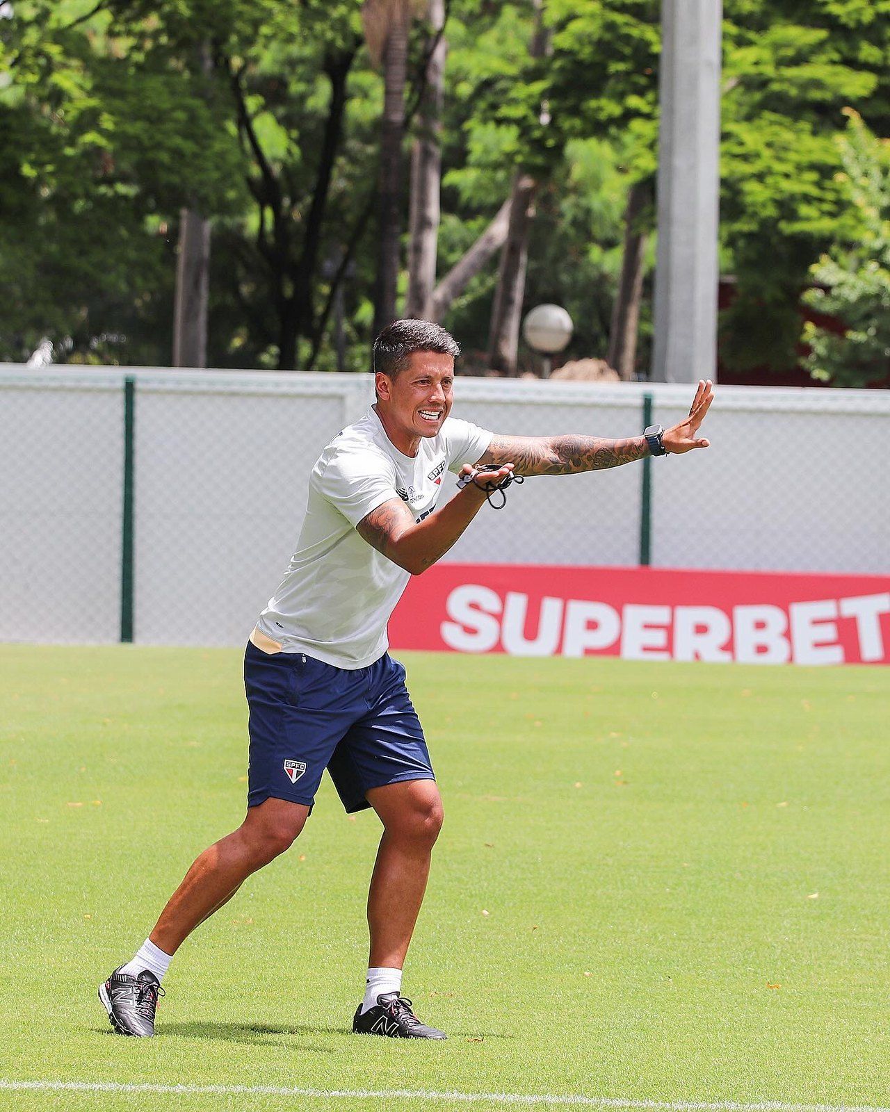 Em turbulência, Carpini tenta reagir com São Paulo em jogo chave com Inter de Limeira