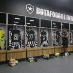 Escalação do Botafogo: Savarino é novidade no Alvinegro em jogo contra o Aurora