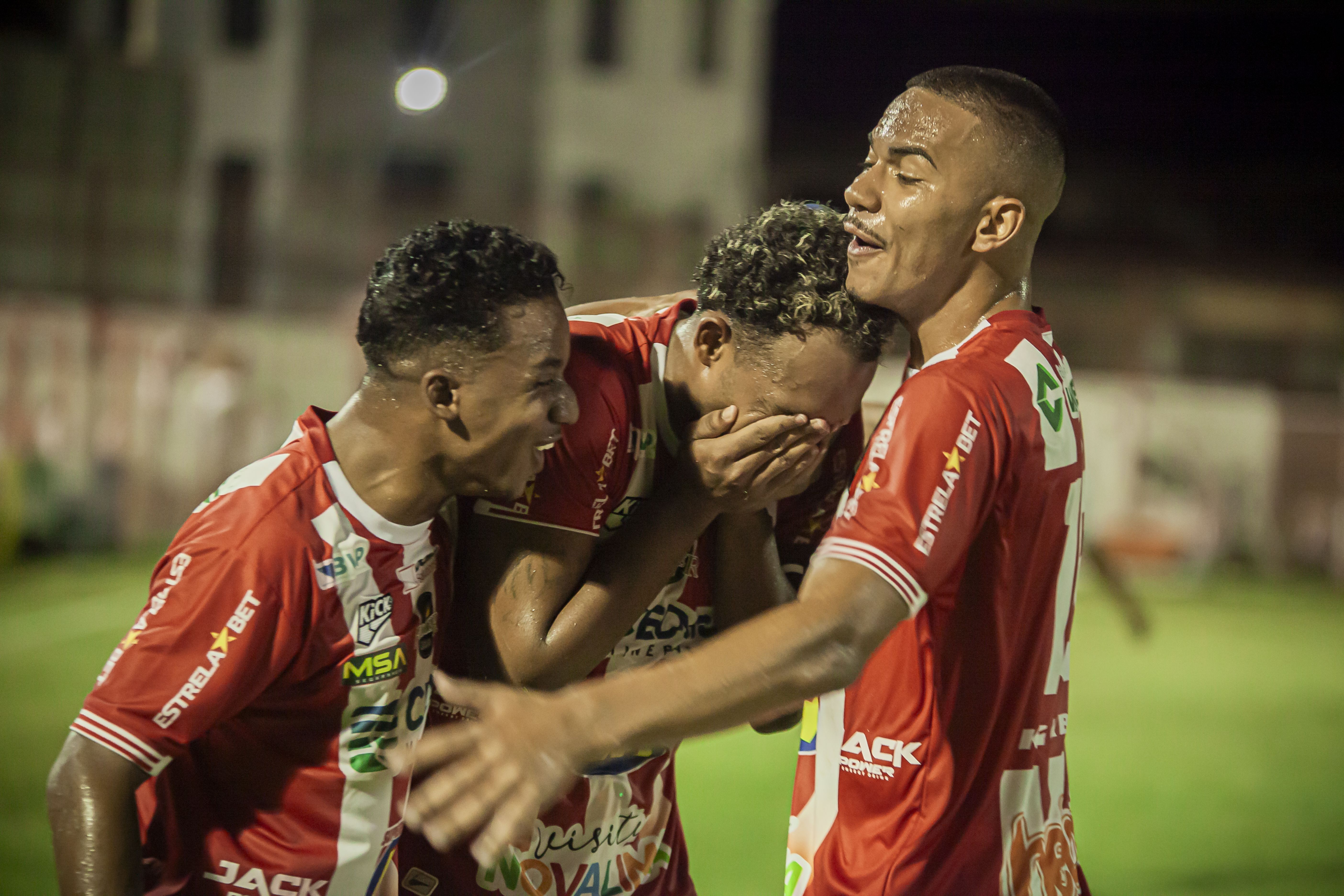 Villa Nova recebe o Operário-PR em busca da melhor campanha na Copa do Brasil