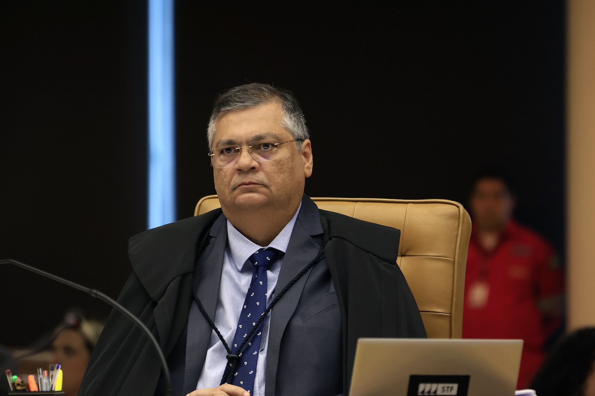 Dino suspende repasse de emendas para nove município por suspeita de fraudes