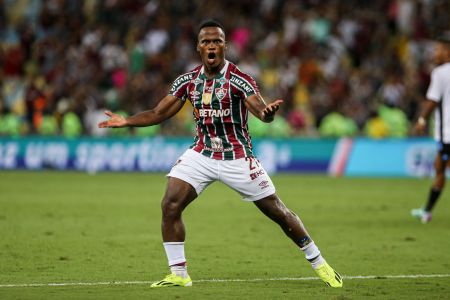 Jhon Arias na final da Recopa pelo Fluminense