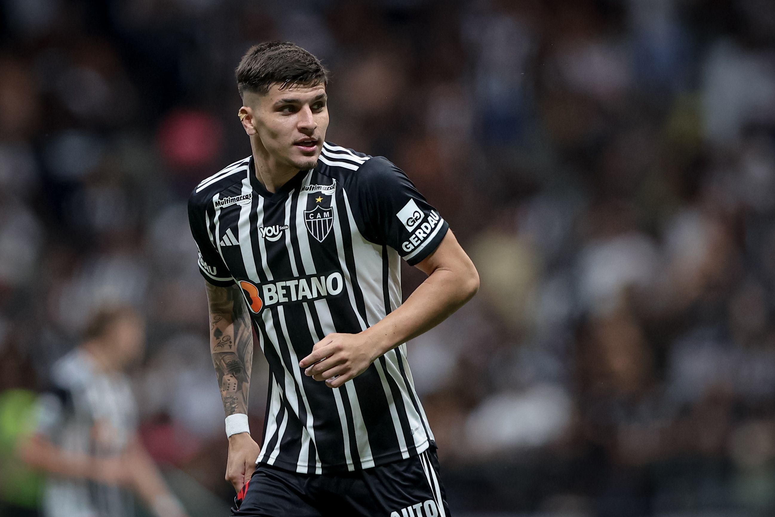 Sem espaço no Atlético, atacante é emprestado a time português; saiba detalhes