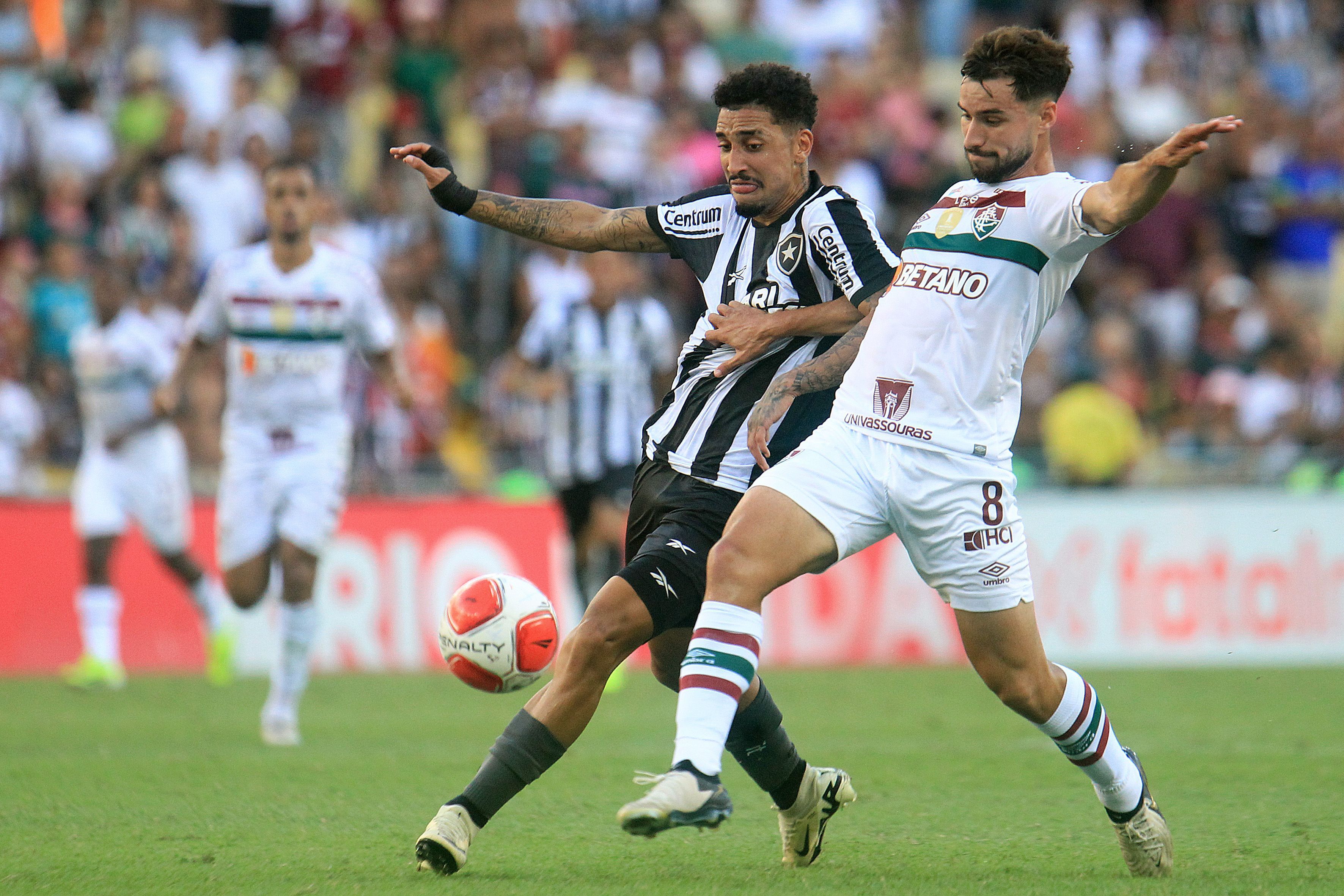Fluminense 2 x 4 Botafogo: veja os gols e os melhores momento do jogo pelo Carioca