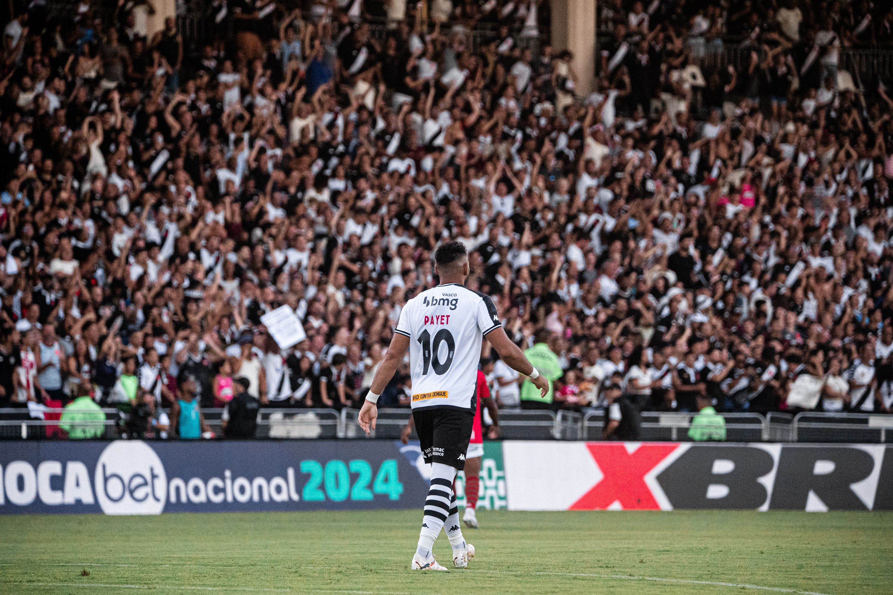 Emiliano Díaz se encanta com atuações de Payet no Vasco: ‘Fundamental’