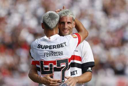 calleri atacante são paulo