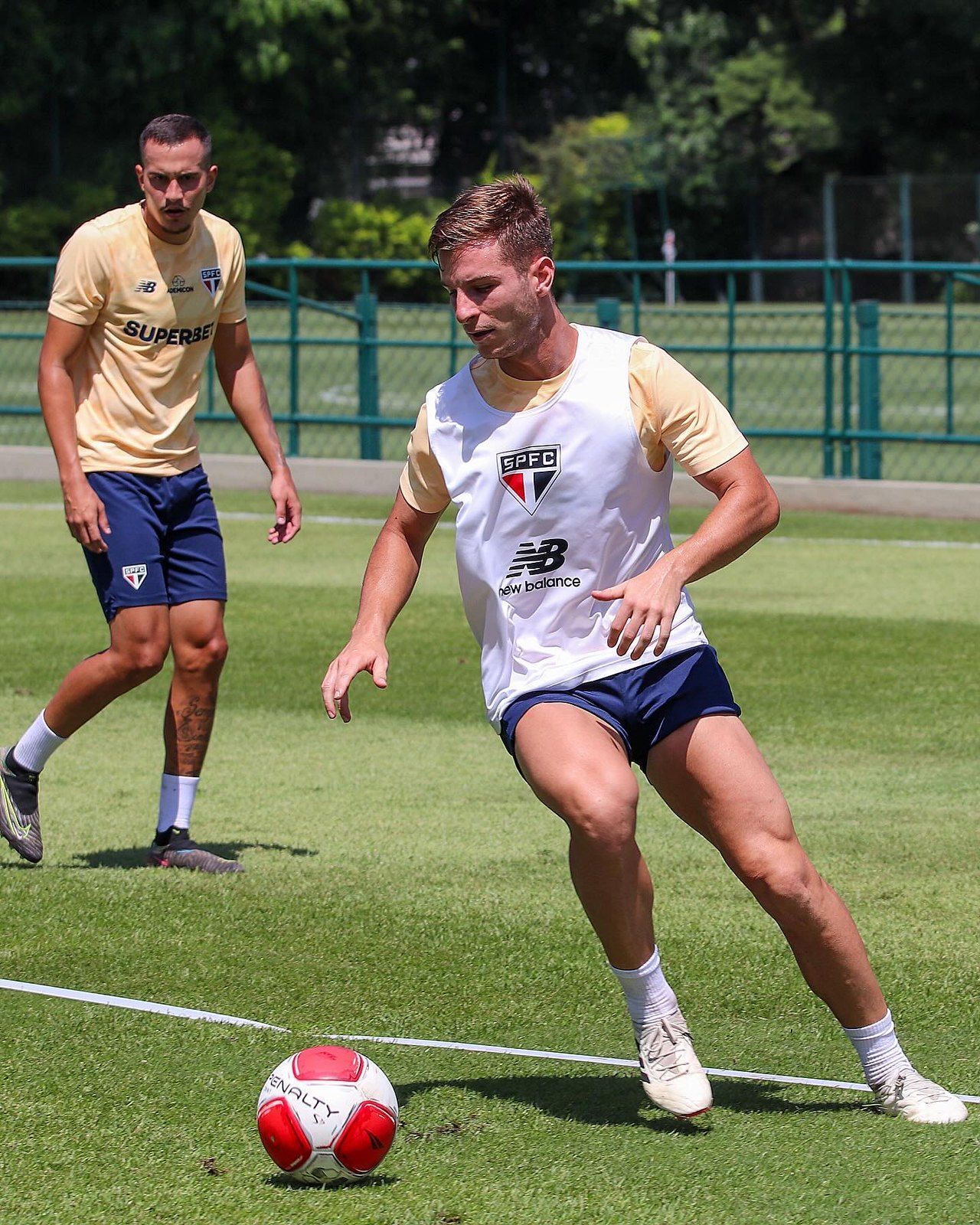 Cadê Galoppo? Argentino perde espaço no São Paulo