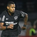 Botafogo: Júnior Santos supera artilheiros de 20 edições da Libertadores