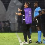 Interino do Botafogo sai em defesa de Mazzuco e elenco: 'Estou aqui por eles'