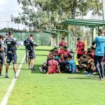 Titular do América inicia transição física no CT Lanna Drumond