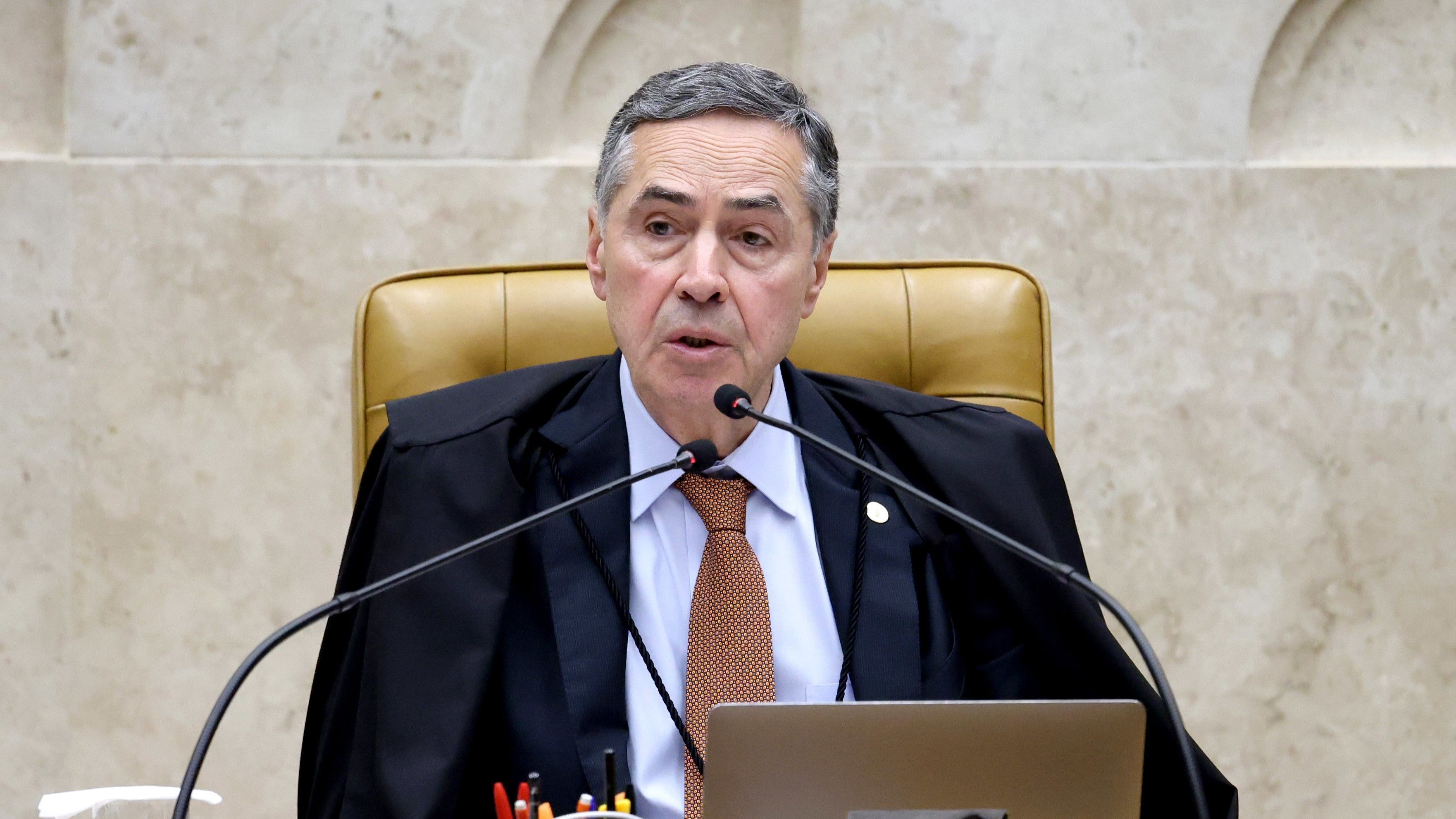 Barroso condena a divulgação de fake news sobre as chuvas no RS: ‘Impossível não sentir repulsa’