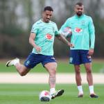 Danilo vê oportunidade da Seleção contra a Inglaterra após 'ano muito ruim'