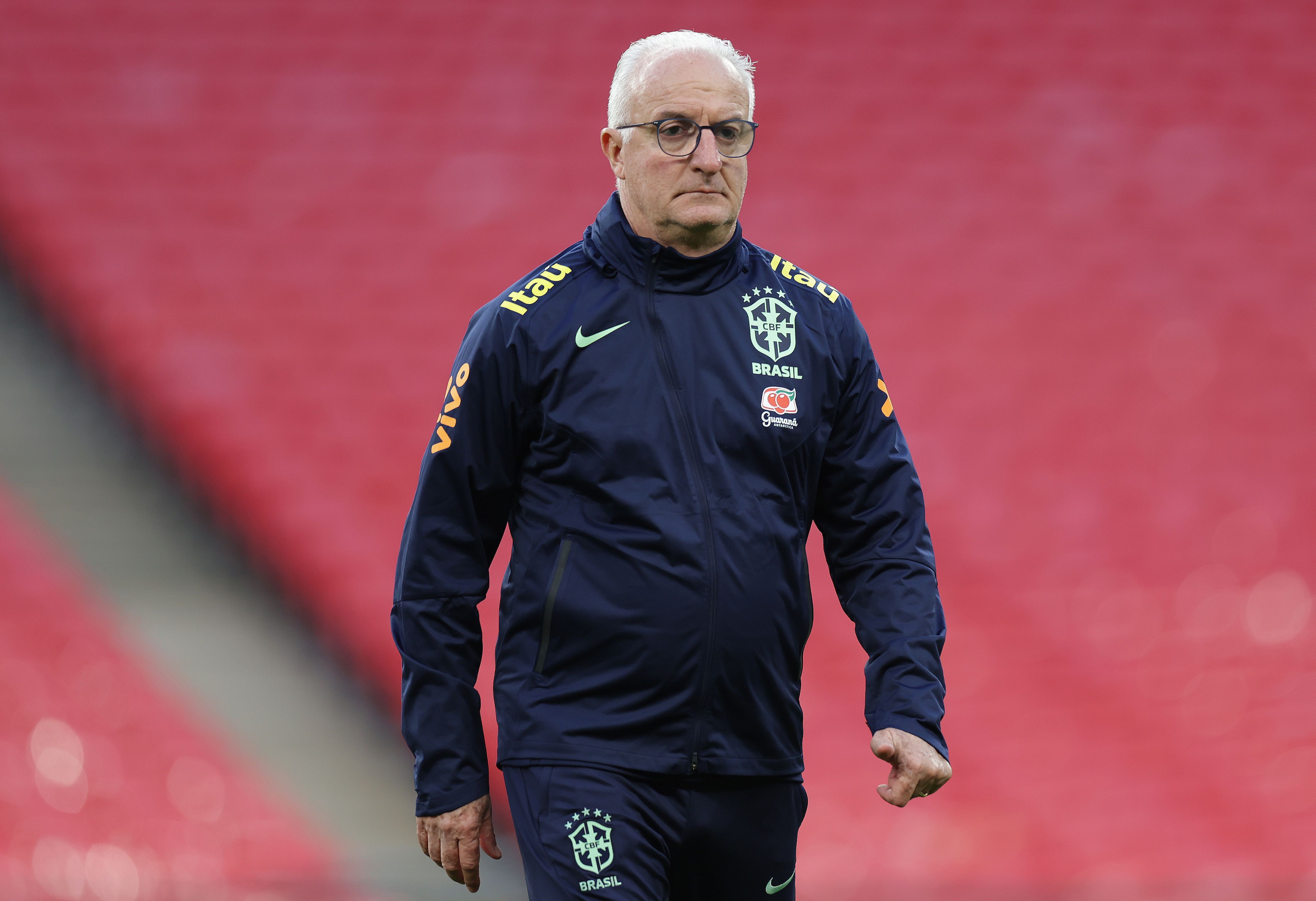 Dorival não será primeiro técnico a estrear pela Seleção em Wembley; relembre