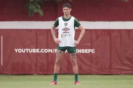 Diogo Barbosa, lateral-esquerdo do Fluminense